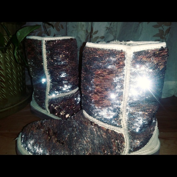 Sequin Color Shifting Ugg Boots - Picture 3 of 6